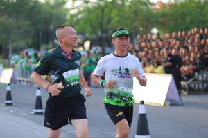 BIB: 648, 730
                            <button type="button" onclick="openModal(3634394)" class="btn btn-primary btn-sm float-right btn-popup" data-toggle="modal" data-target=".modal-high-quality">
                        <i class="fas fa-shopping-cart"></i> Add to Cart
                    </button>
                                            <button type="button" onclick="isThisMe(3634394, true)" class="btn btn-success btn-sm float-right btn-popup btn-isme hidden" data-toggle="tooltip" data-placement="bottom" title="นี่คือรูปของคุณใช่ไหม คลิกที่นี่เพื่อเอาเข้าอัลบั้ม">
                        <i class="fas fa-plus"></i> Add to album
                    </button>
                    <button type="button" onclick="isThisMe(3634394, false)" class="btn btn-warning btn-sm float-right btn-popup btn-isnotme hidden">
                        <i class="fas fa-ban"></i> Remove from album
                    </button>